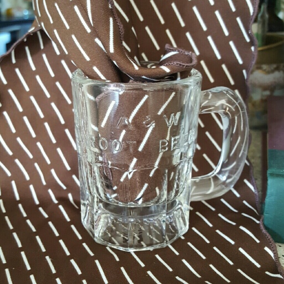 Vintage A&W ROOT BEER Kids Mug - Picture 3 of 8